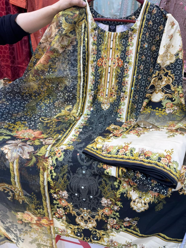 Premium  Dubai Cherry Silk Item 